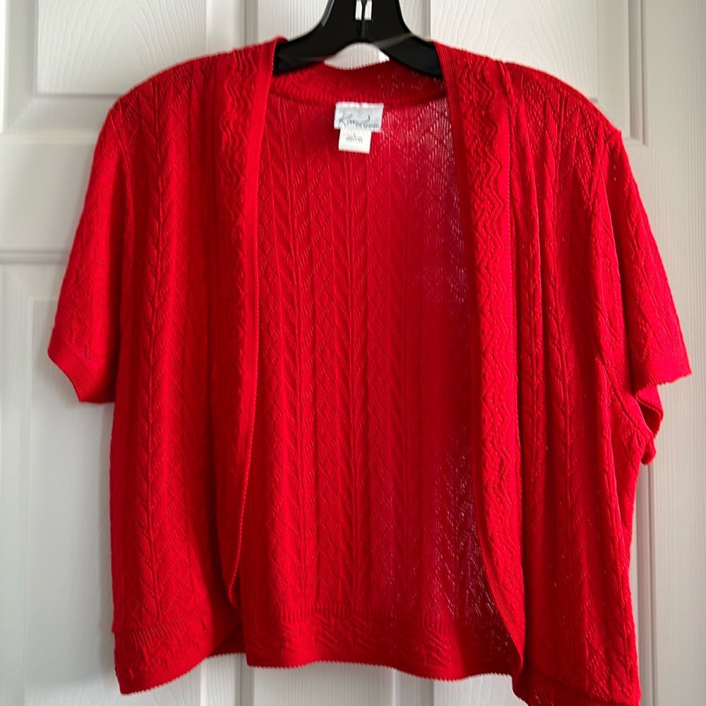 Short sleeve shrug